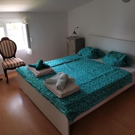 Apartments Oskar บานโจเล ภายนอก รูปภาพ